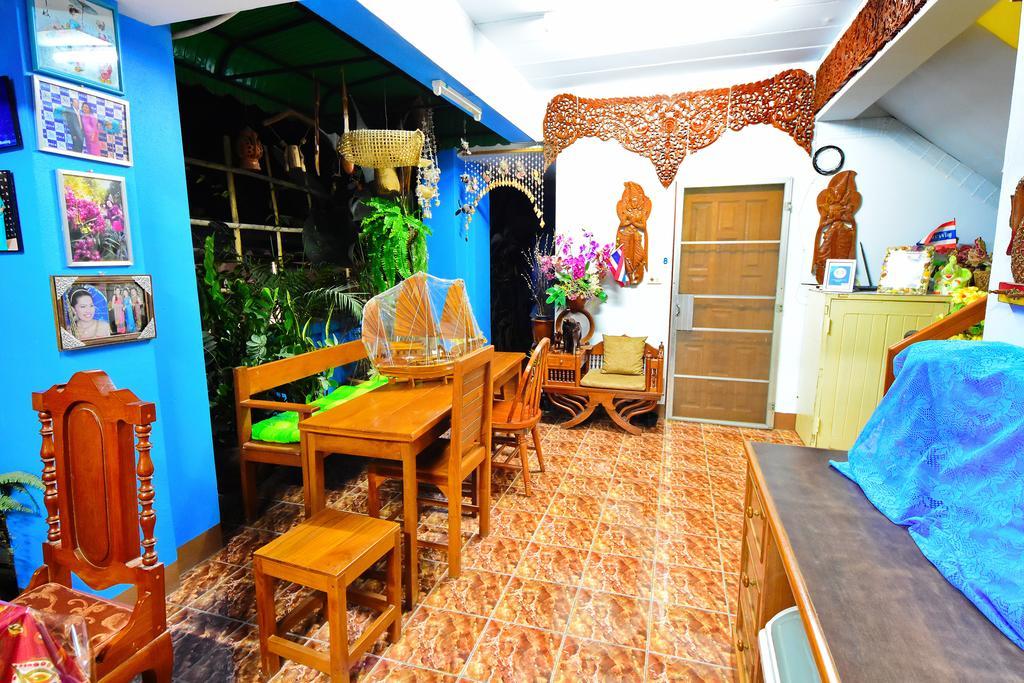 Hostel Saithong House Chiang Mai Zewnętrze zdjęcie