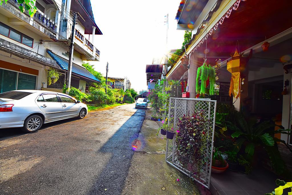 Hostel Saithong House Chiang Mai Zewnętrze zdjęcie