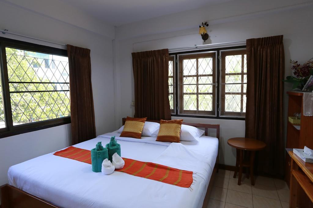 Hostel Saithong House Chiang Mai Zewnętrze zdjęcie